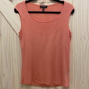 Sexy light weight under tank